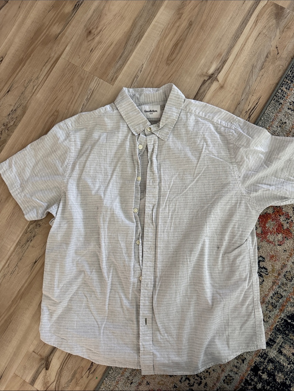 Goodfellow & Co Light Gray Short-Sleeve Button-Down Shirt